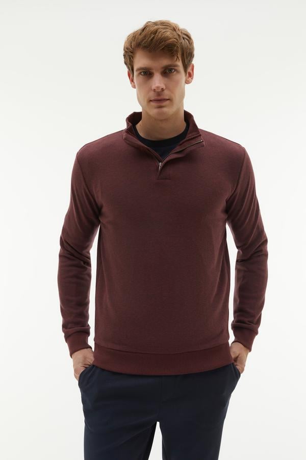 DİK YAKA SWEATSHIRT