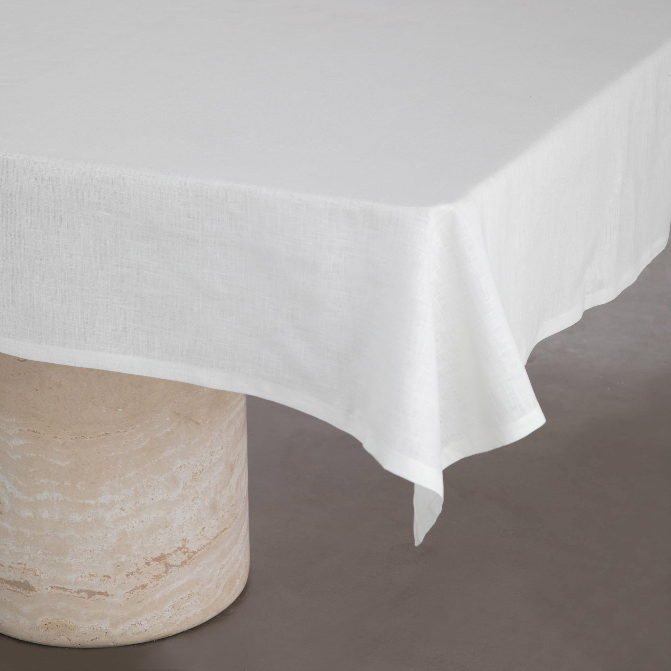 WHITNEY KETEN MASA ÖRTÜSÜ BEYAZ 140x180