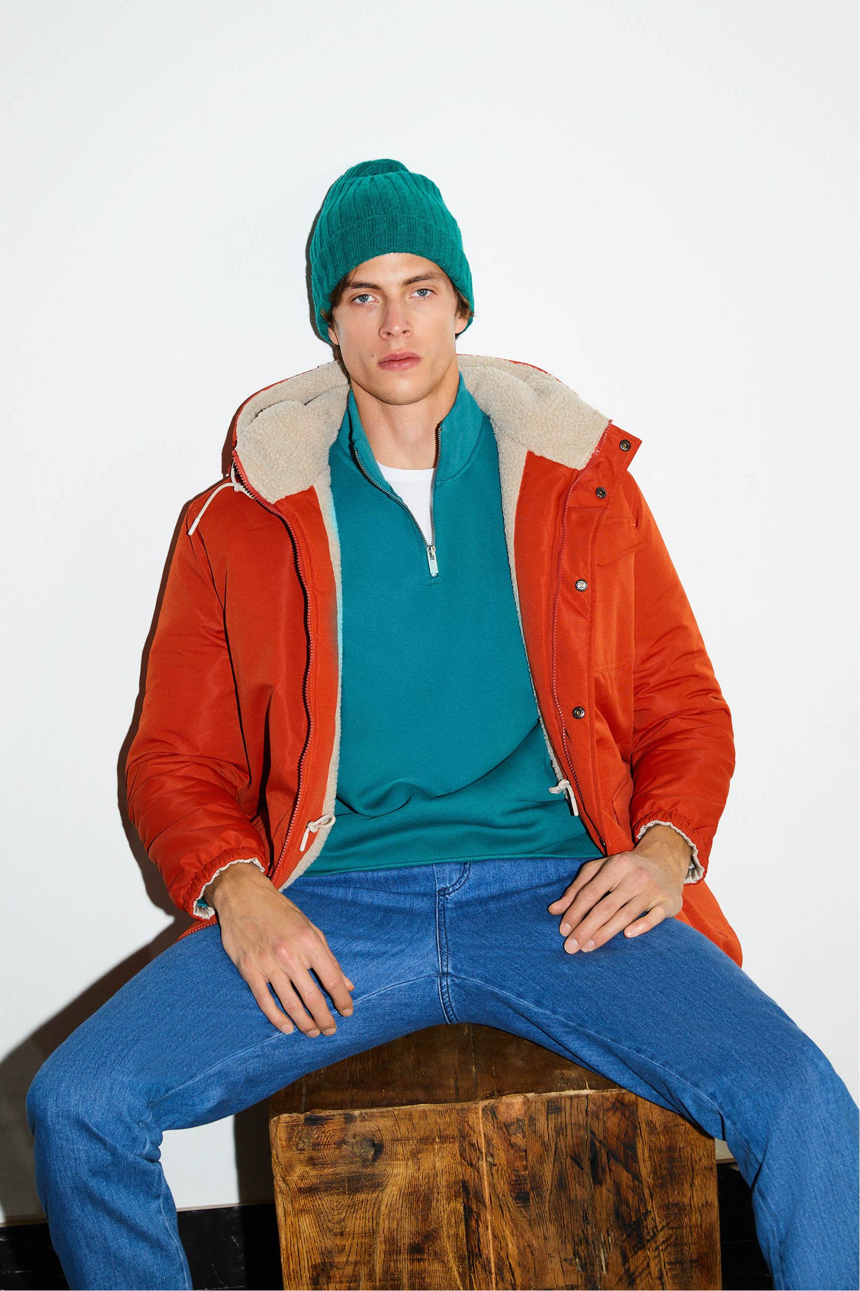 KAPÜŞONLU ÇİFT TARAFLI MONT