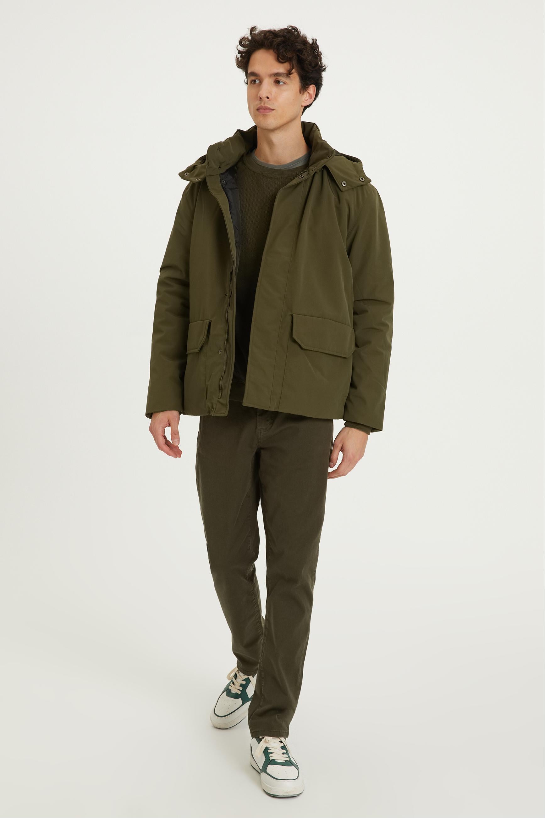 ÇIKARILABİLİR KAPÜŞONLU MONT