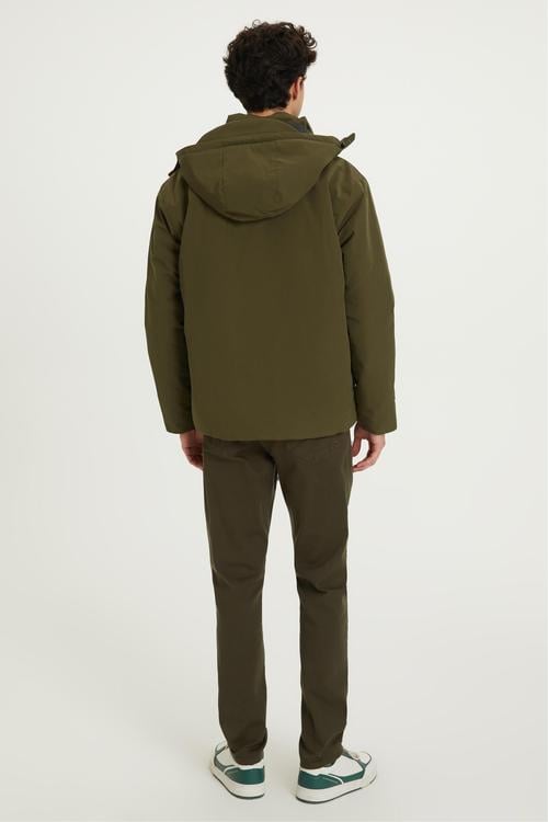  ÇIKARILABİLİR KAPÜŞONLU MONT