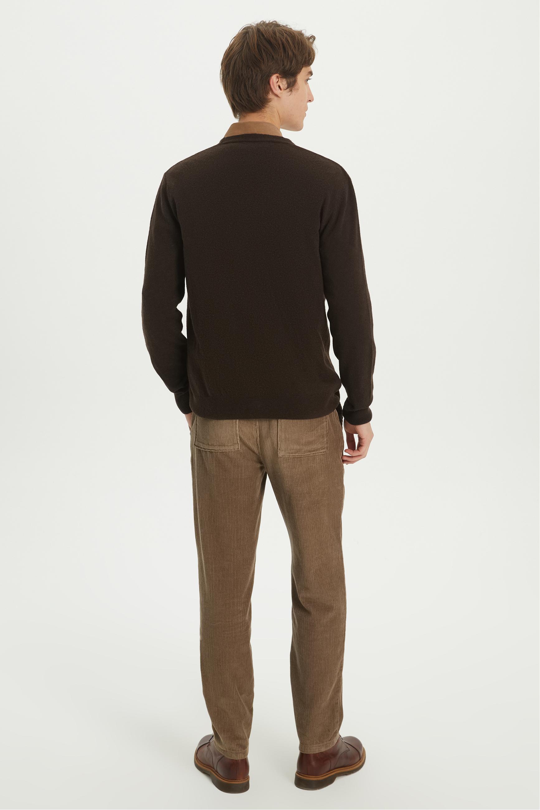 YÜN KARIŞIMLI V YAKA HIRKA