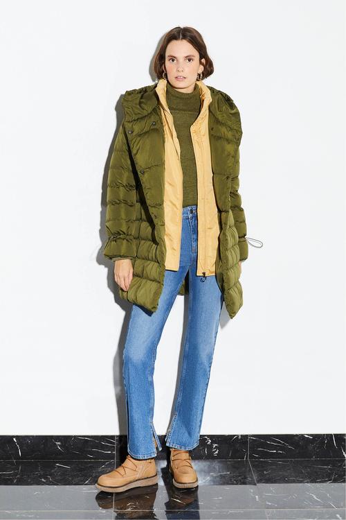  KAPÜŞONLU DÜĞME DETAYLI ŞİŞME MONT