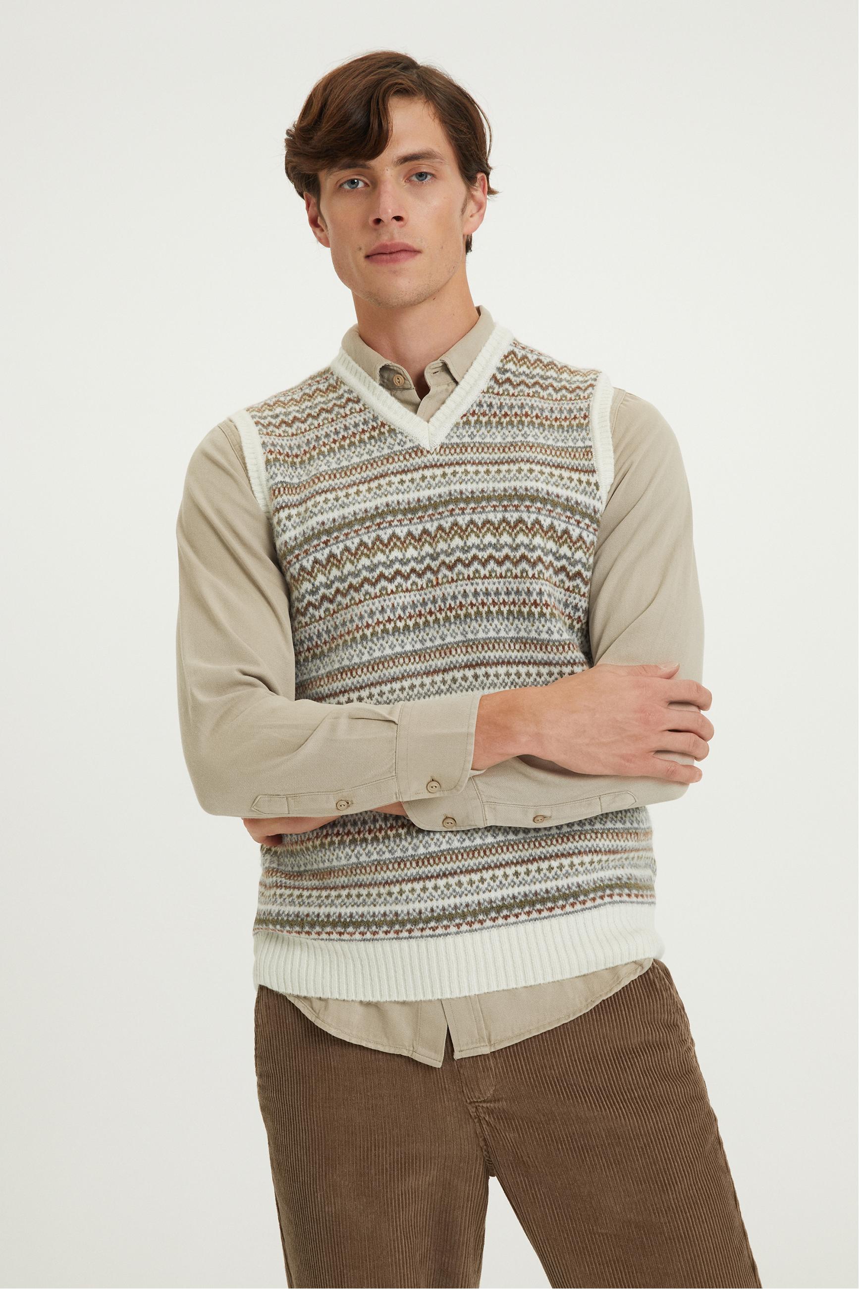 JAKARLI V YAKA  KOLSUZ KAZAK