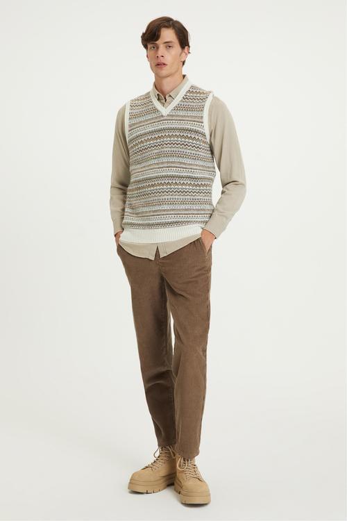  JAKARLI V YAKA  KOLSUZ KAZAK