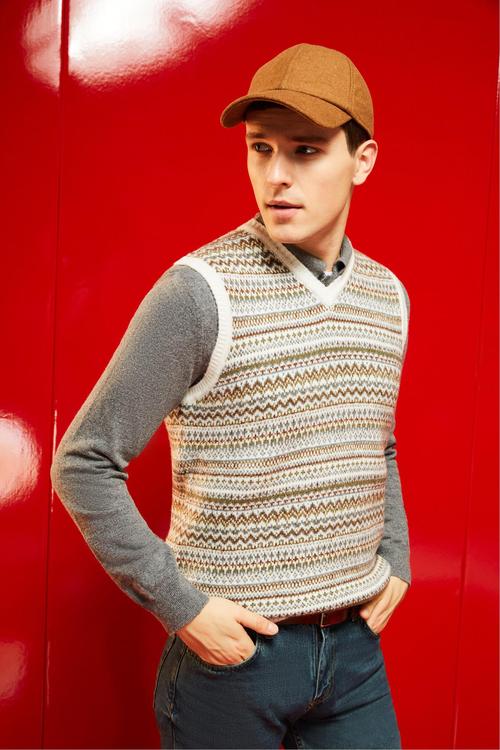  JAKARLI V YAKA  KOLSUZ KAZAK