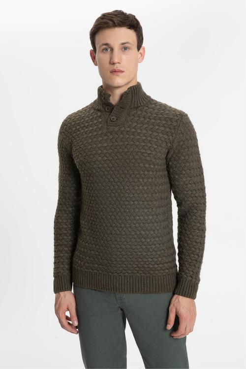  DİK YAKA TRİKO KAZAK