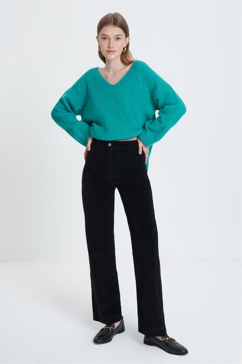  GENİŞ PAÇA KADİFE DOKULU PANTOLON