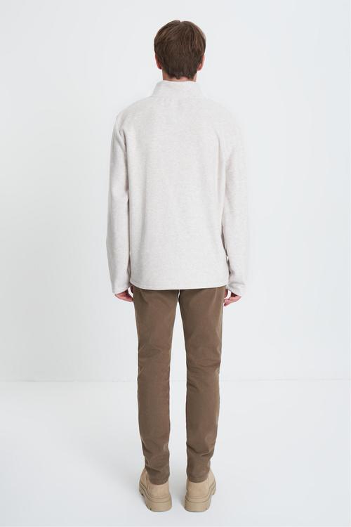  DİK YAKA SWEATSHIRT