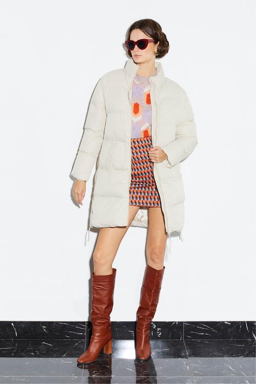  KAPİTONELİ DİK YAKA ŞİŞME MONT