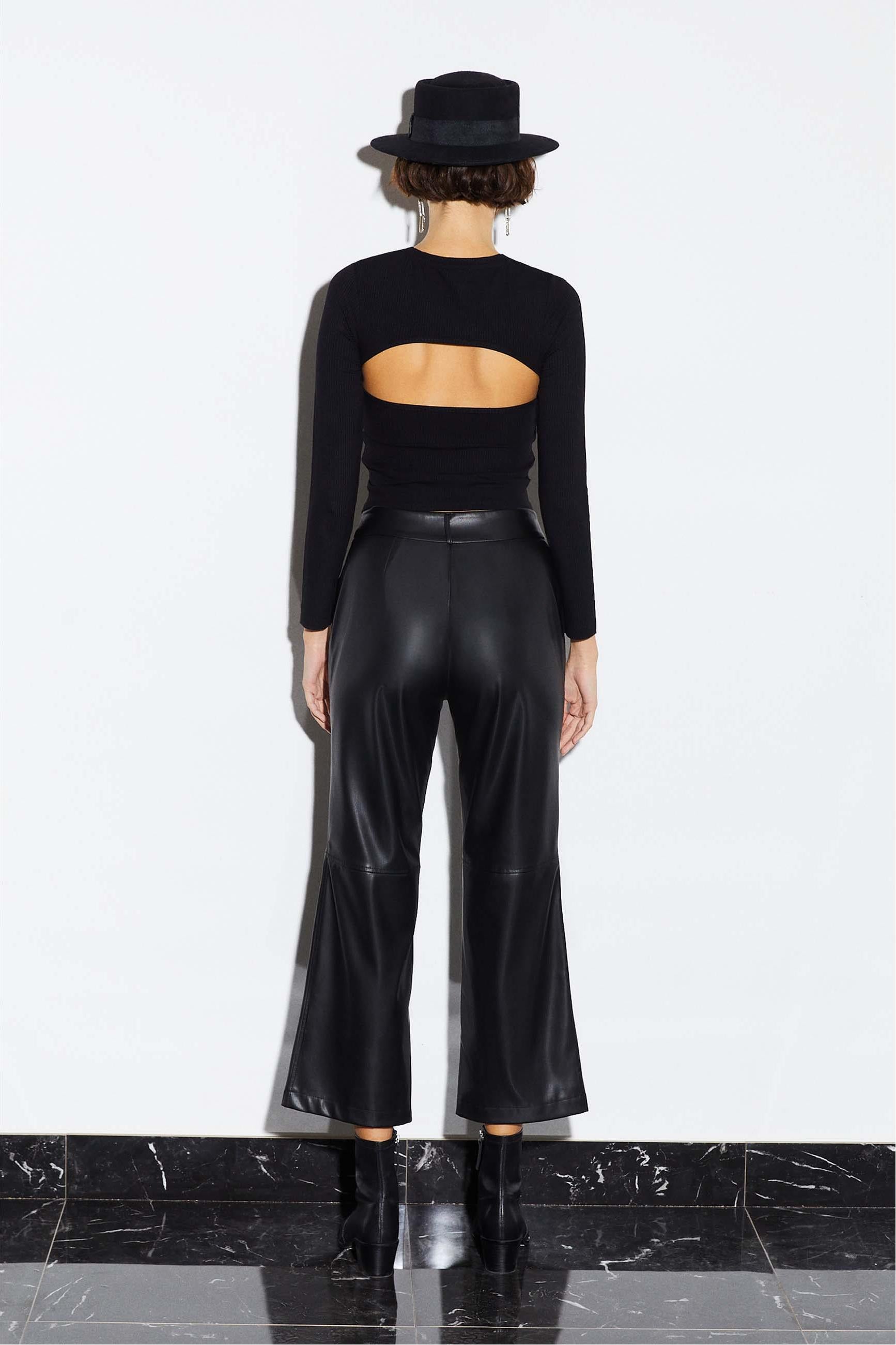 BİSİKLET YAKA UZUN KOLLU BLUZ