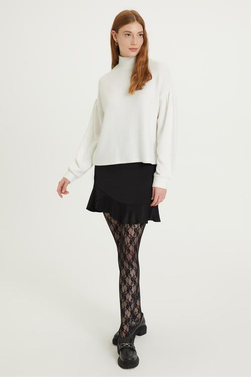  DİK YAKA TRİKO KAZAK