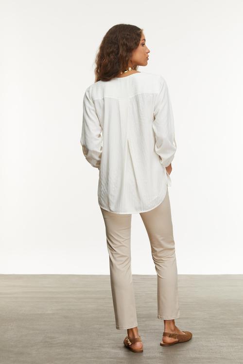  ÇİZGİLİ V YAKA BLUZ