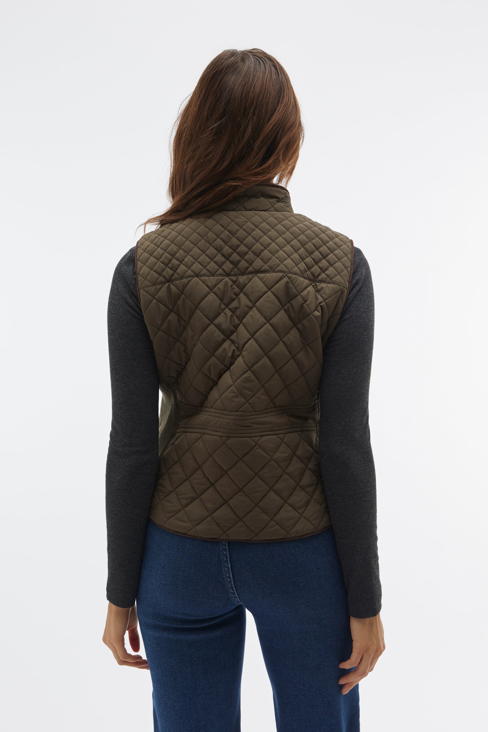 KAPİTONELİ DÜĞME DETAYLI YELEK