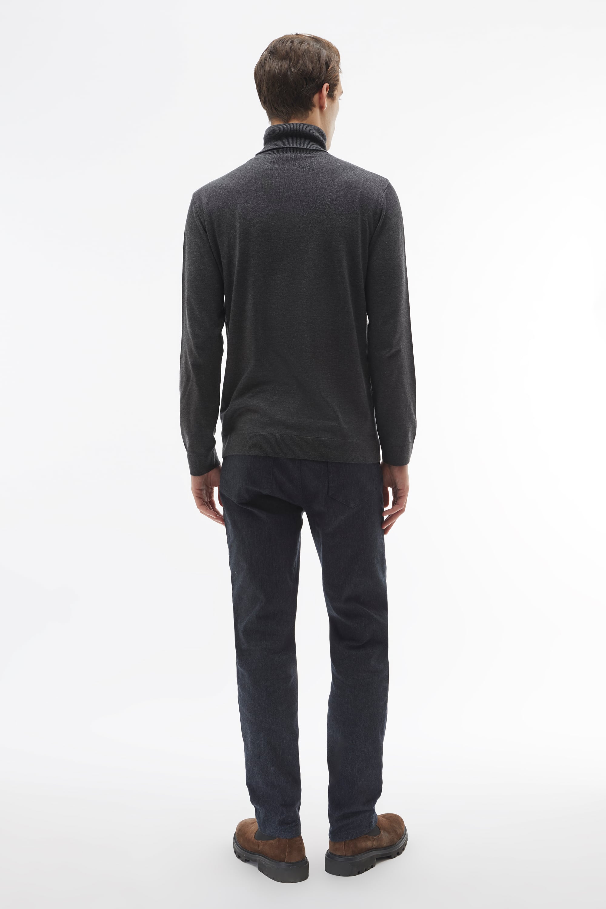 SLIM STRAIGHT FIT PANTOLON