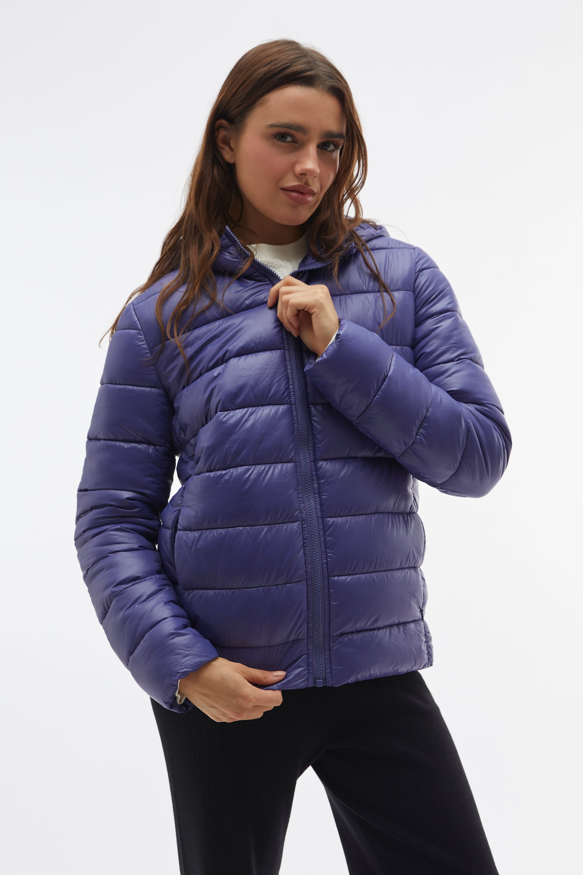 KAPİTONELİ ŞİŞME MONT