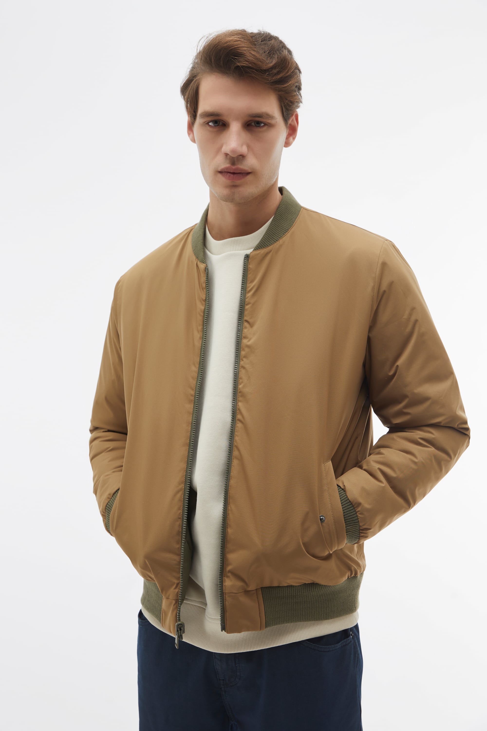 KAPİTONELİ BOMBER CEKET