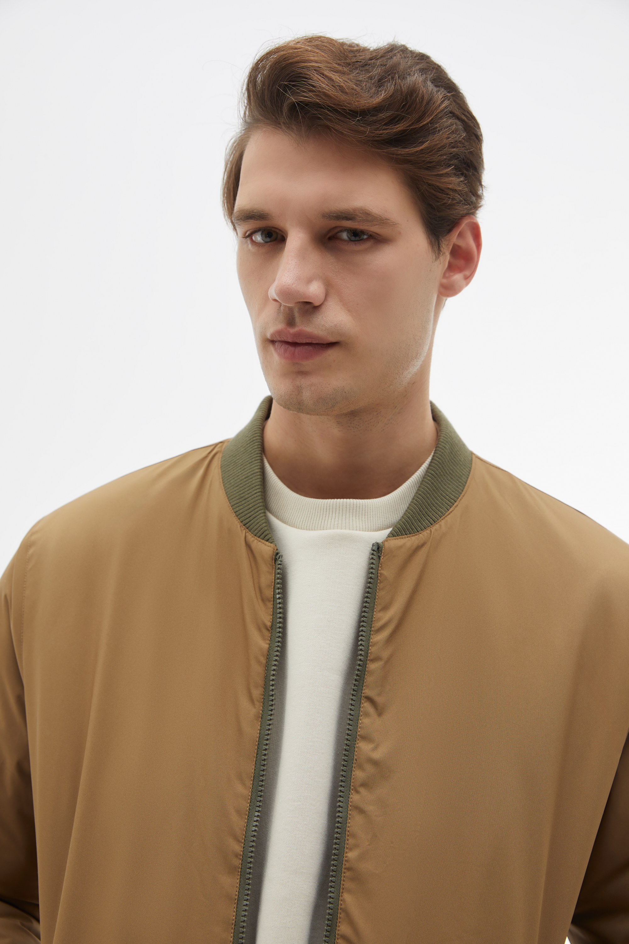 KAPİTONELİ BOMBER CEKET