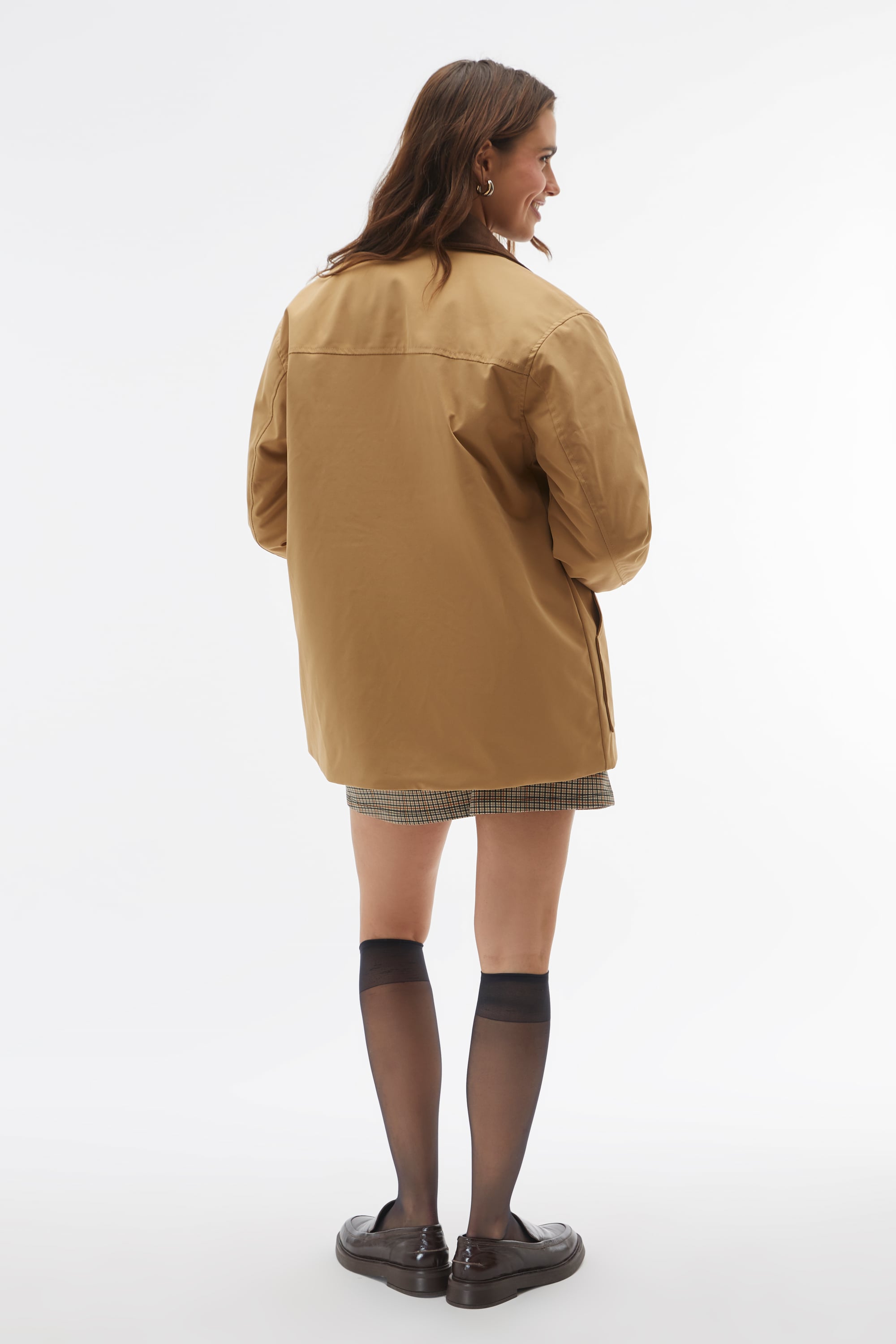 KADİFE YAKA DÜĞME DETAYLI MONT CEKET