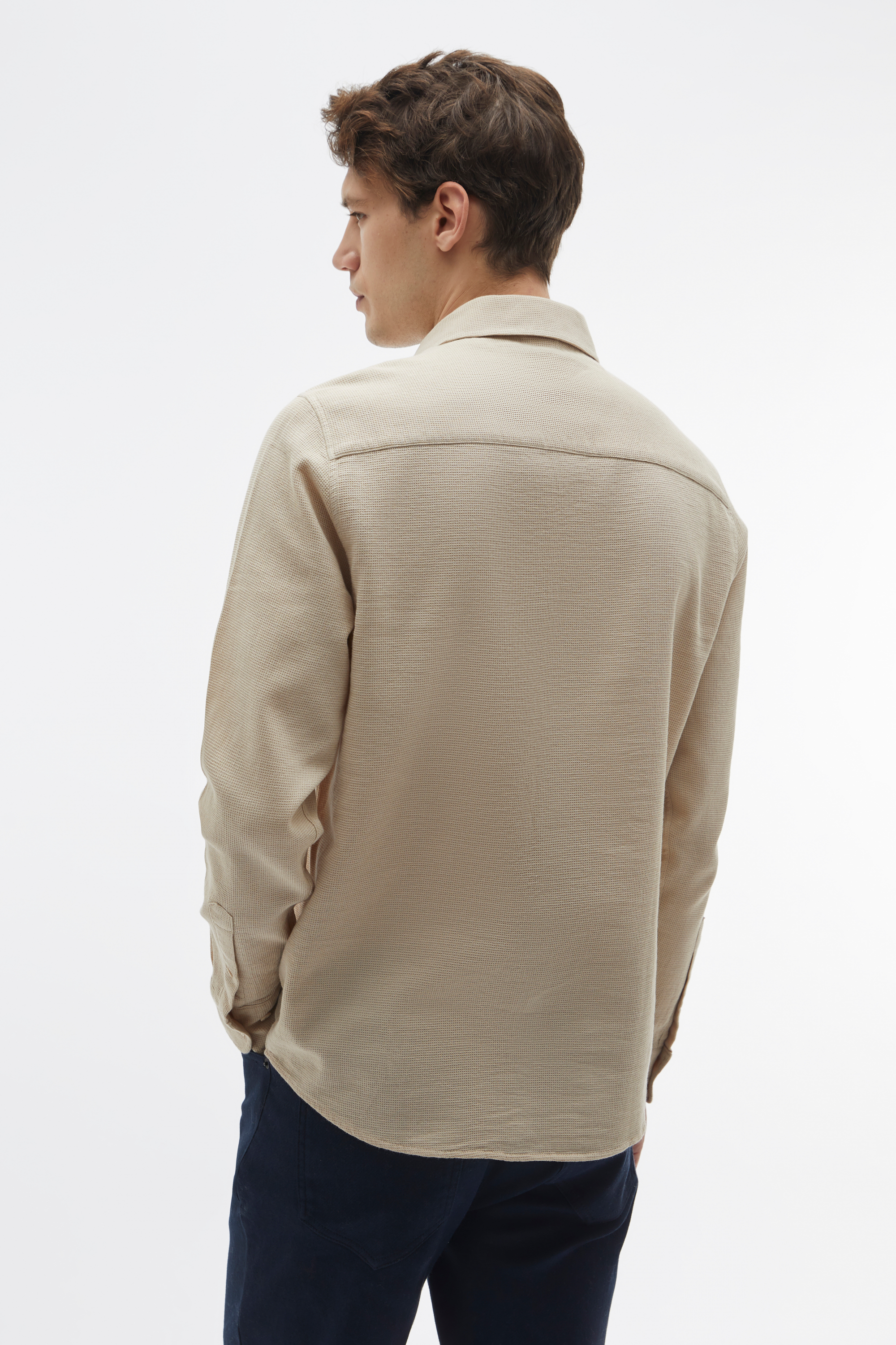 REGULAR FIT ARMÜRLÜ UZUN KOLLU GÖMLEK