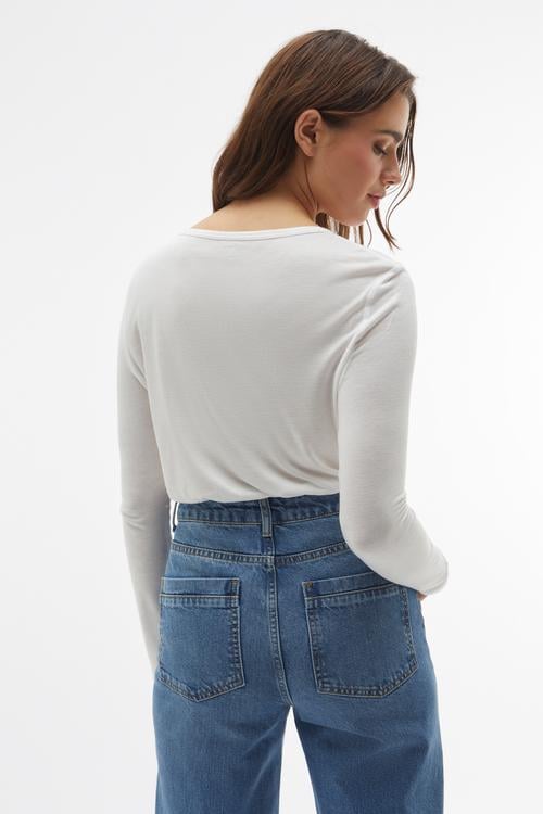 V YAKA UZUN KOLLU T-SHIRT