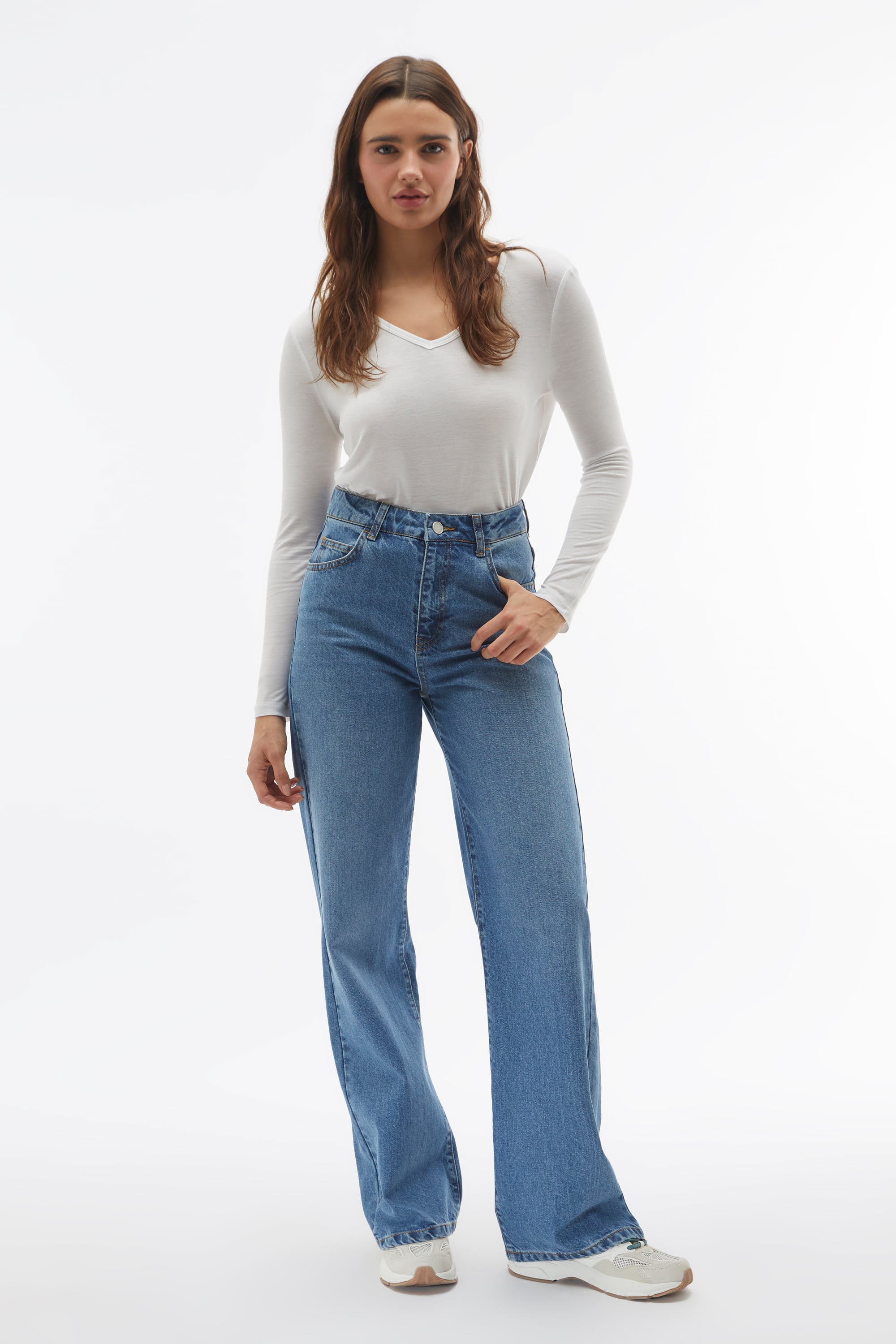 V YAKA UZUN KOLLU T-SHIRT