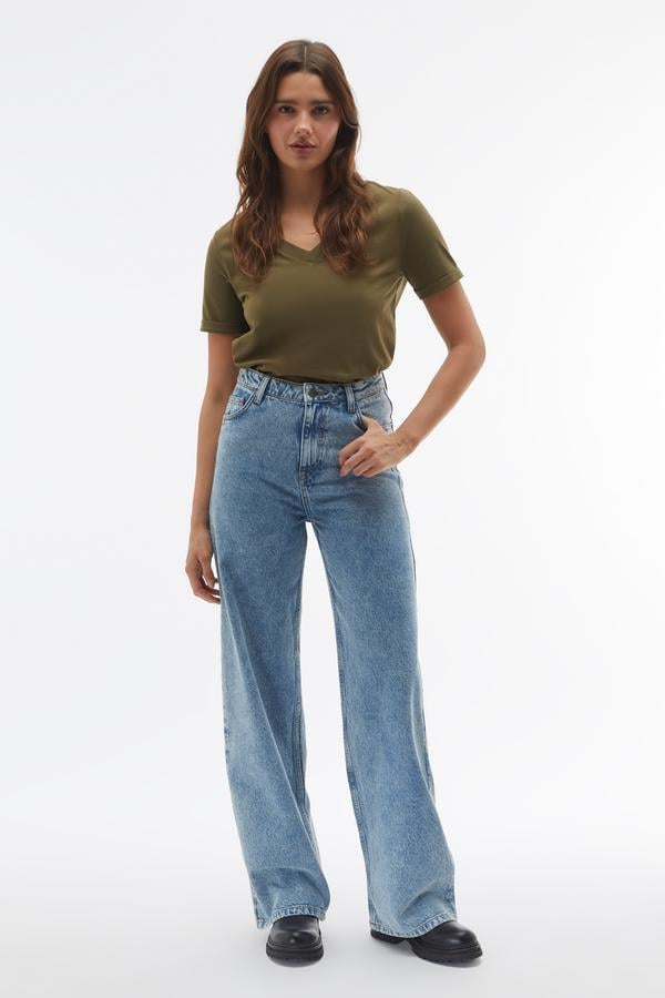 PAMUKLU V YAKA T-SHIRT