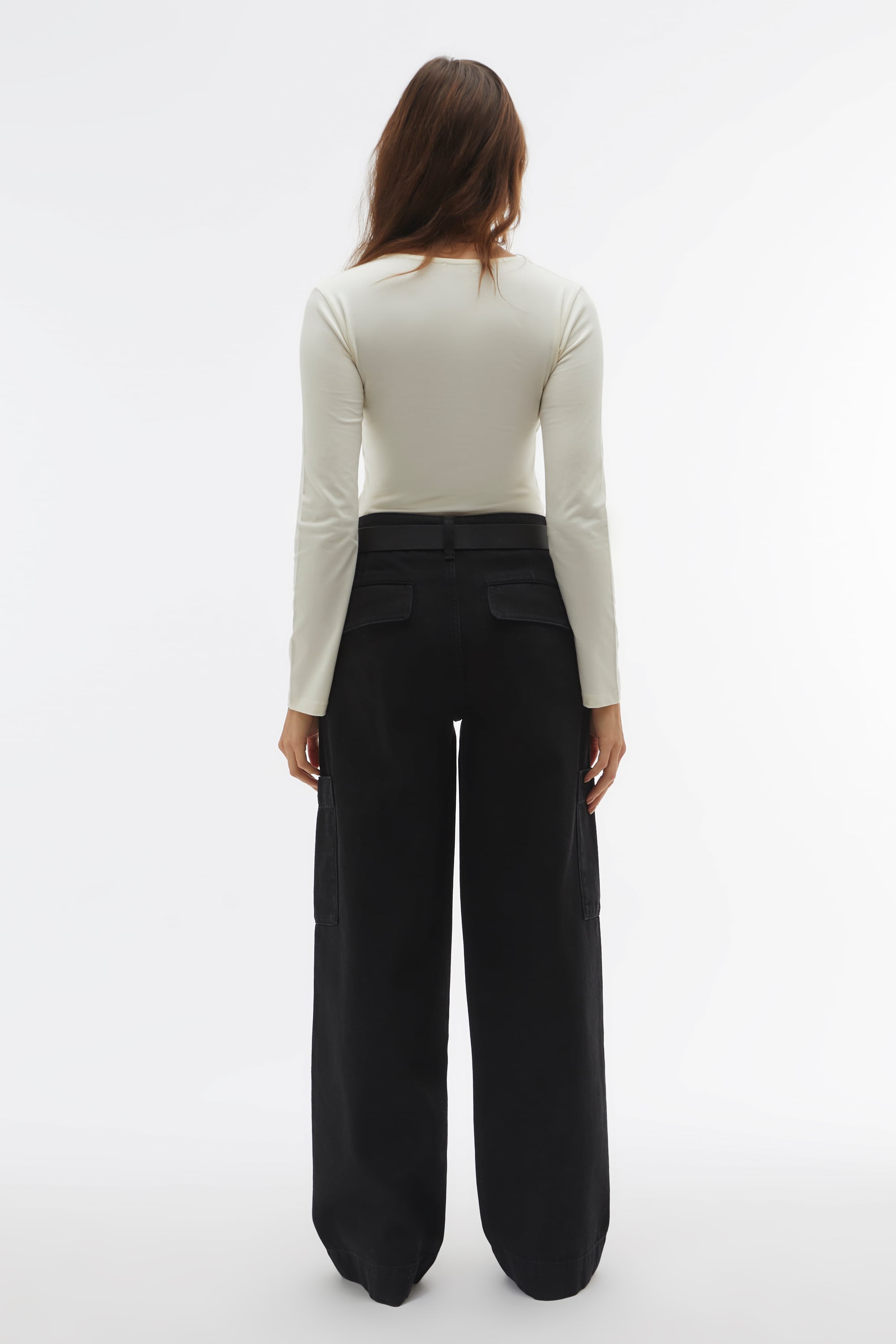 V YAKA UZUN KOLLU T-SHIRT