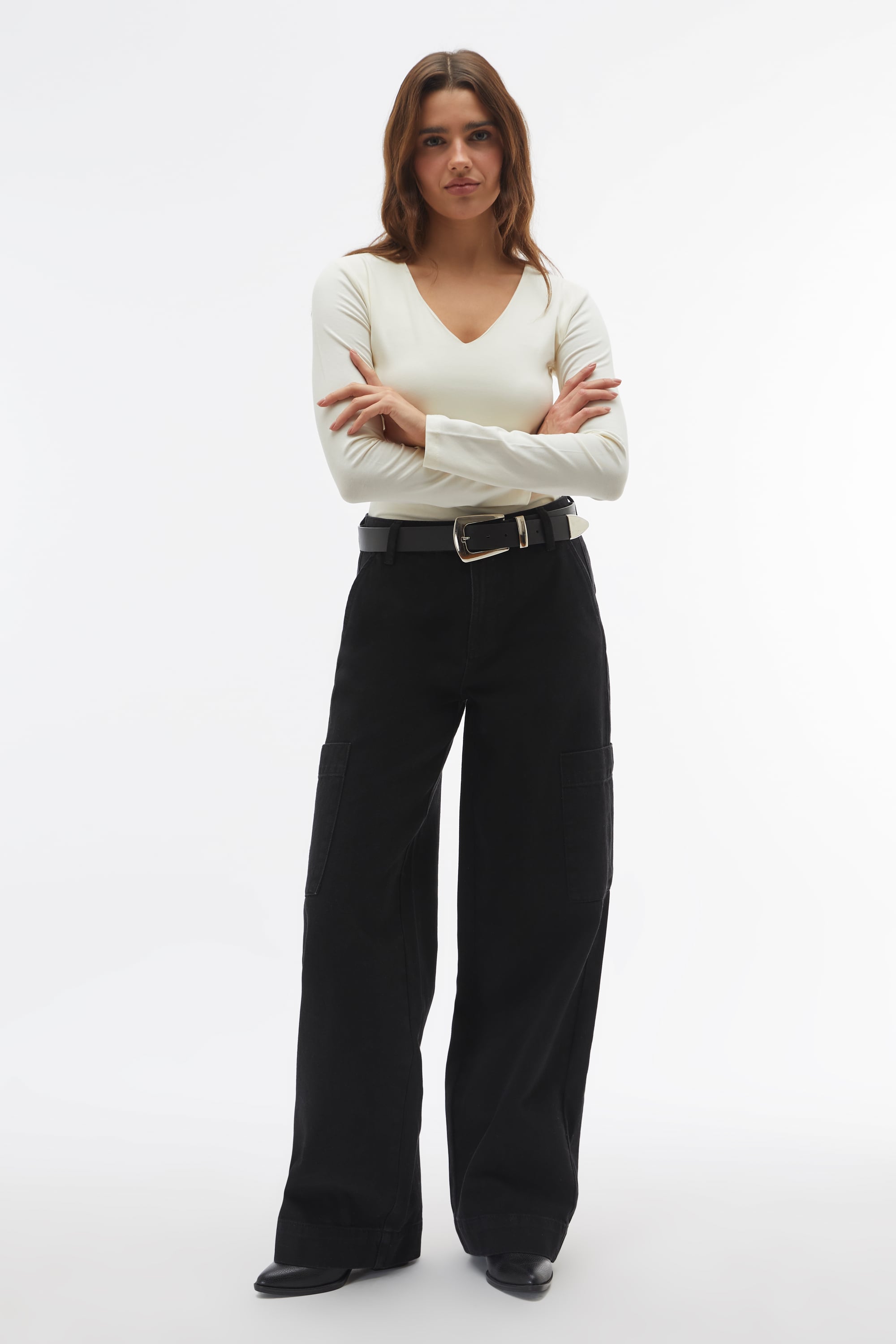 V YAKA UZUN KOLLU T-SHIRT