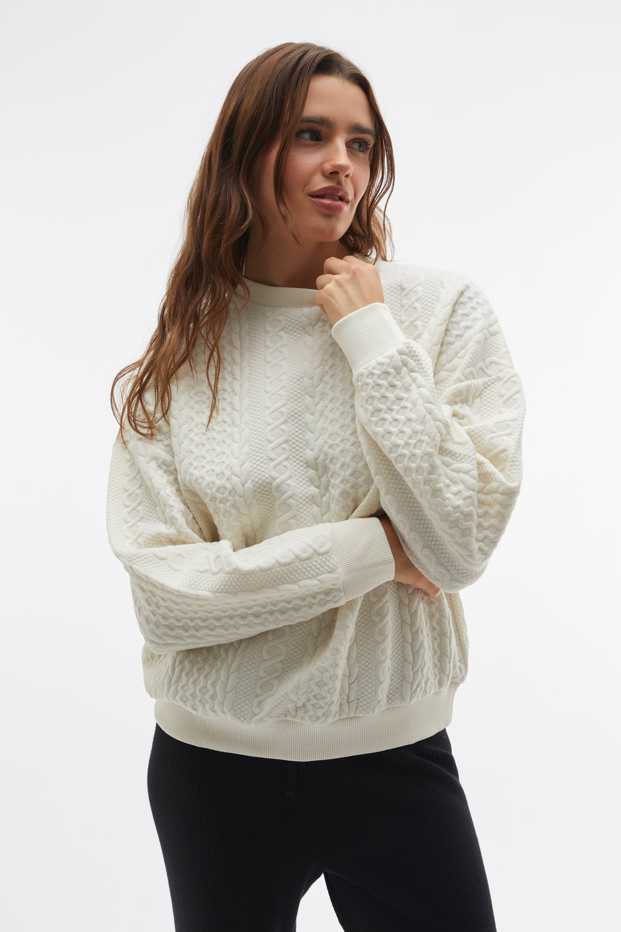 BİSİKLET YAKA ÖRGÜ DESENLİ SWEATSHIRT