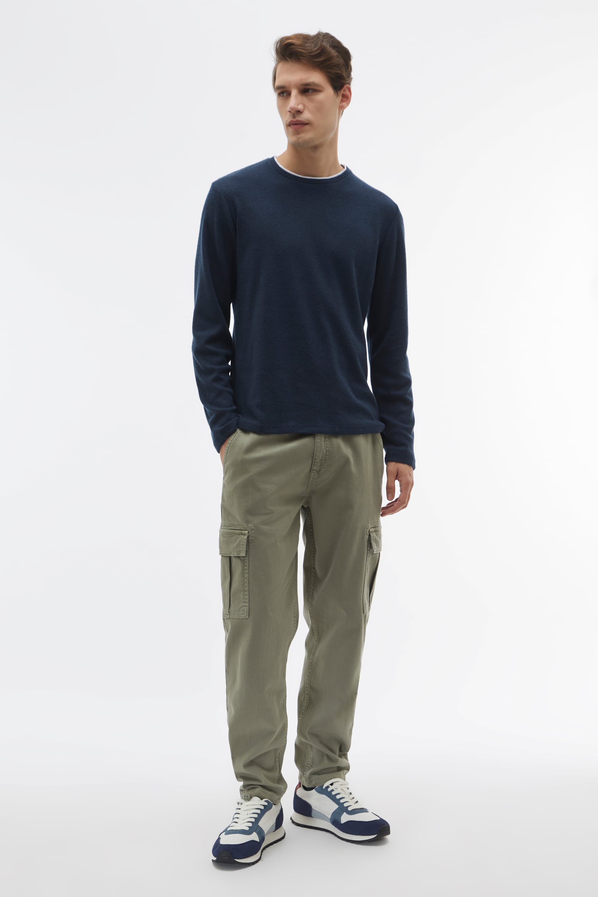 BİSİKLET YAKA SWEATSHIRT