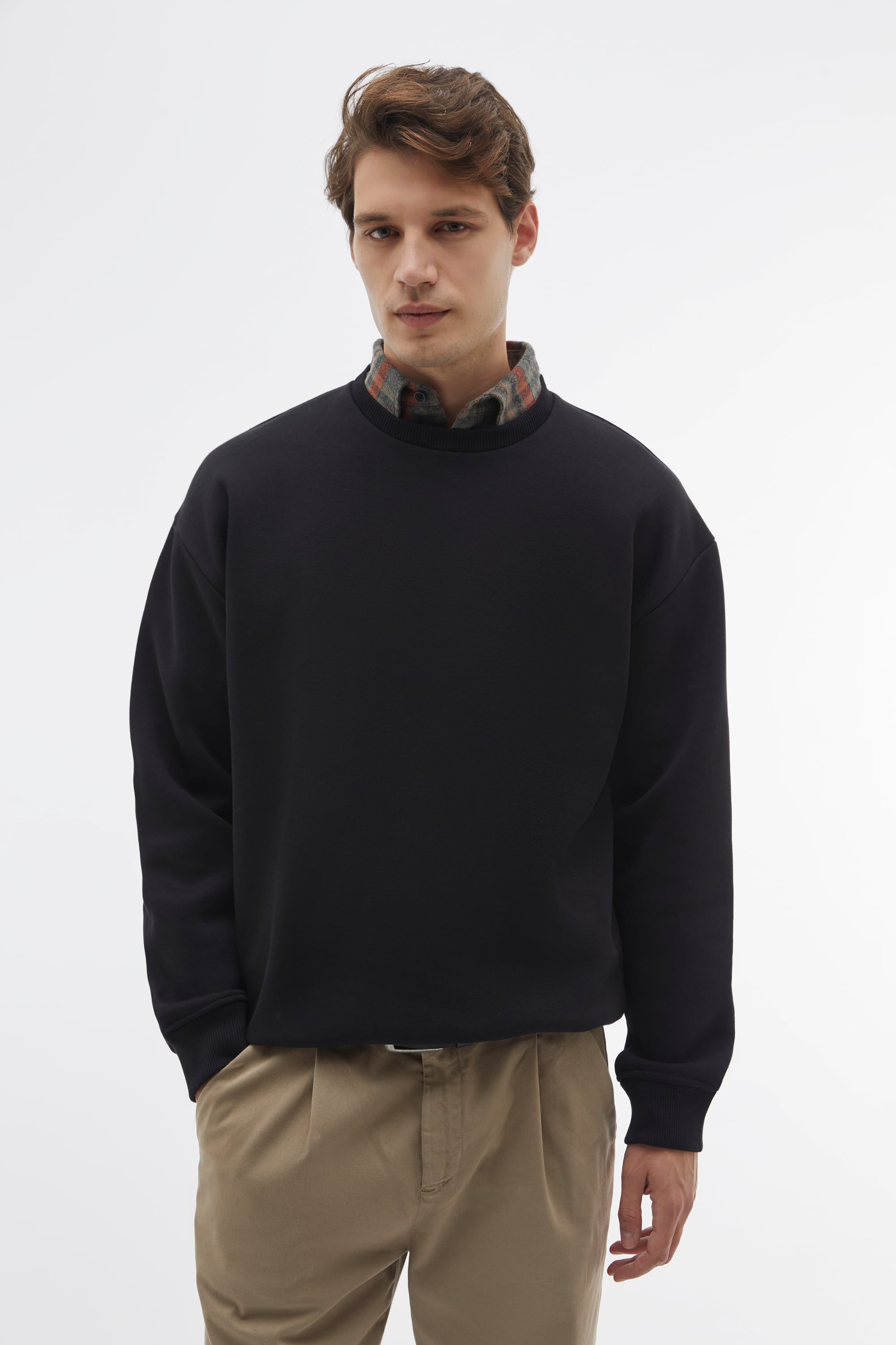 BİSİKLET YAKA SWEATSHIRT