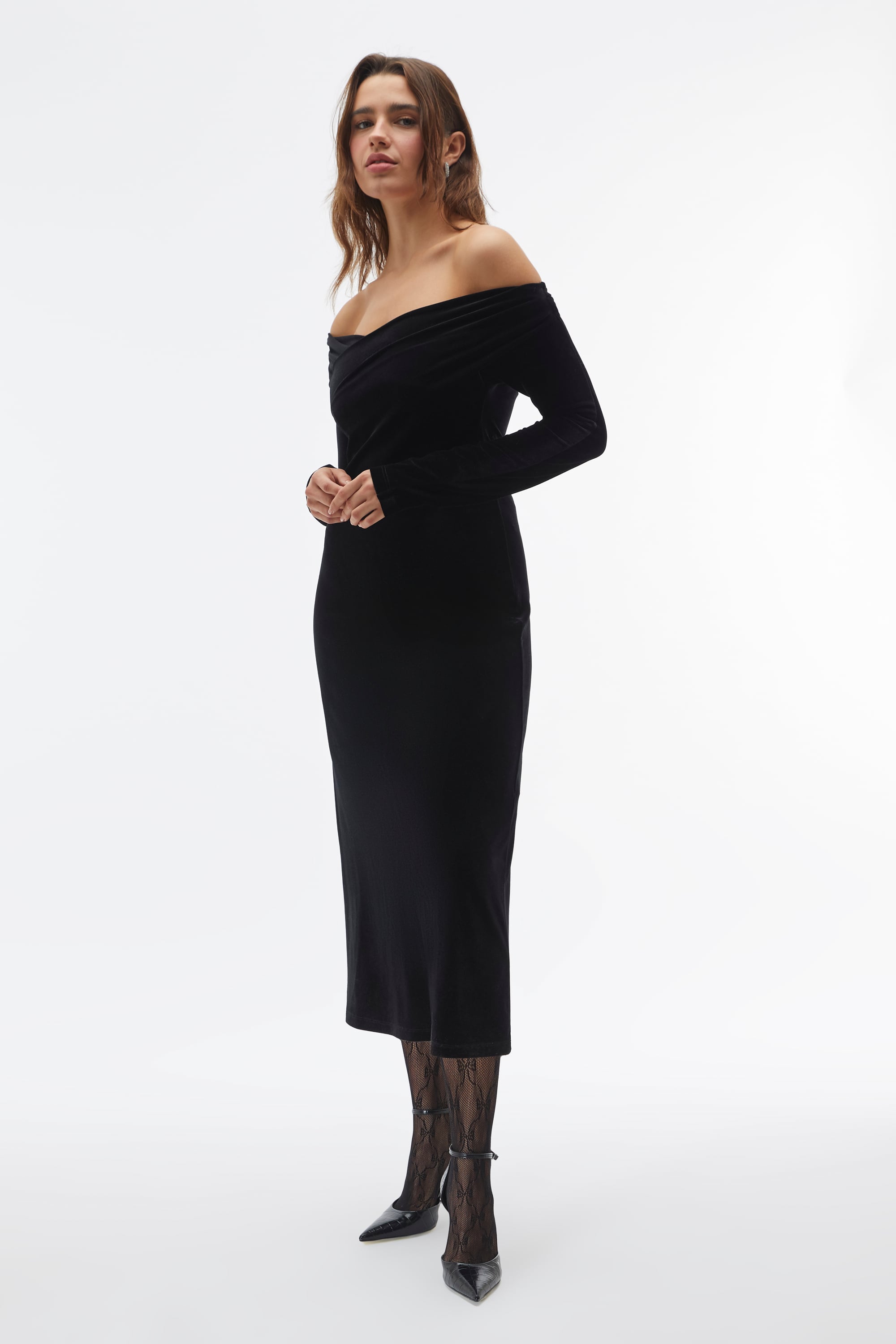 KADİFE GÖRÜNÜMLÜ KRUVAZE YAKA MİDİ ELBİSE