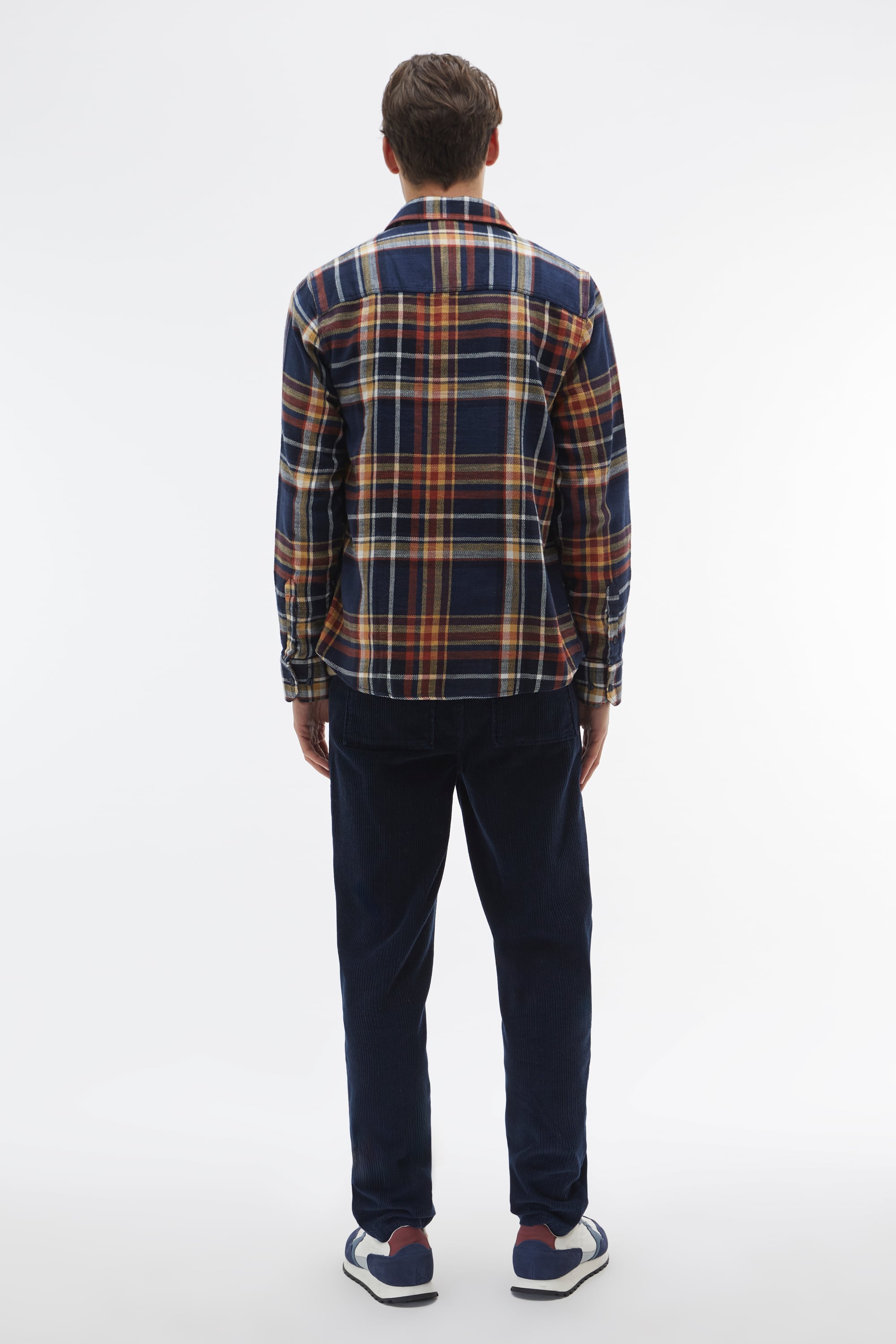 EKOSELİ REGULAR FIT UZUN KOLLU GÖMLEK