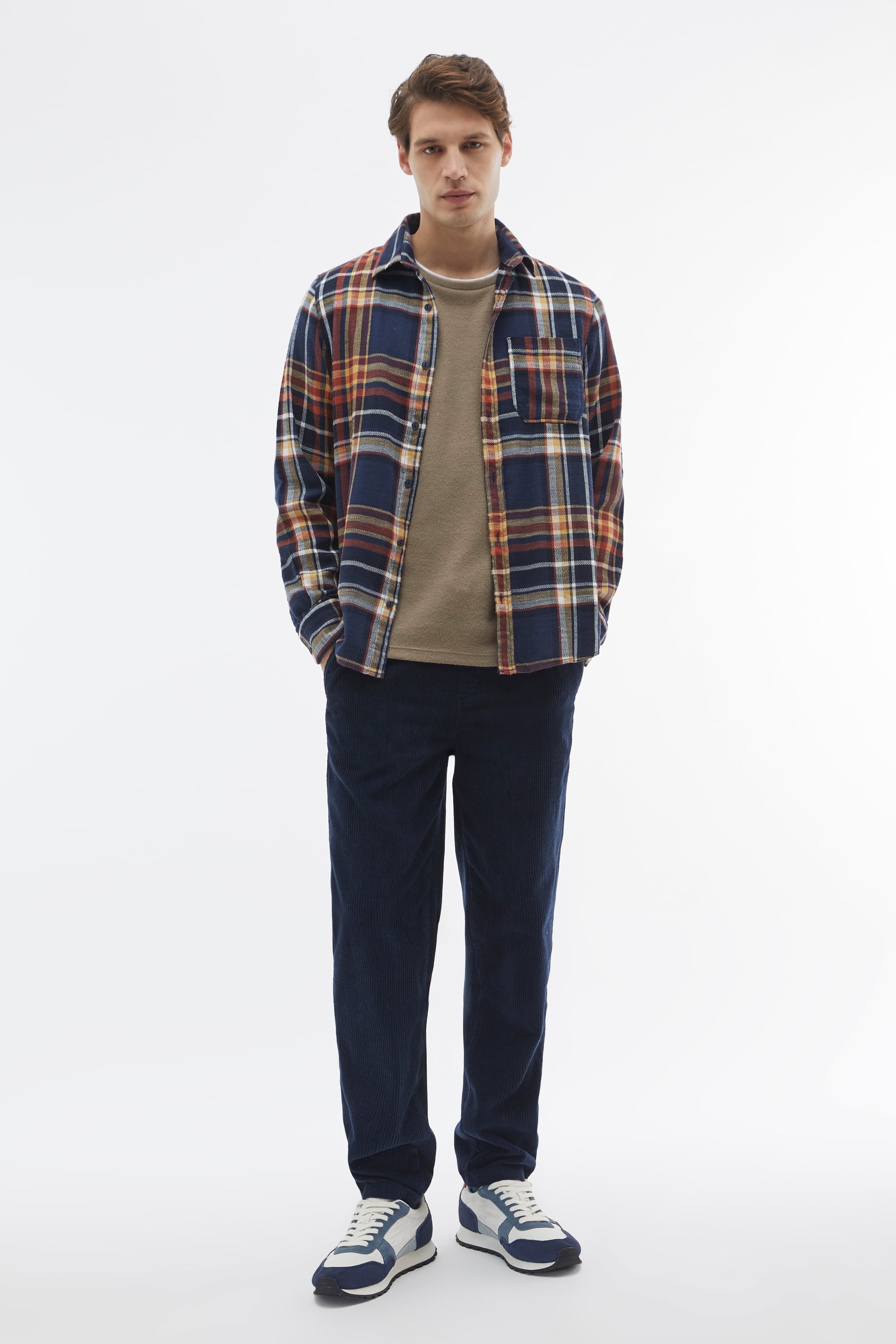 EKOSELİ REGULAR FIT UZUN KOLLU GÖMLEK