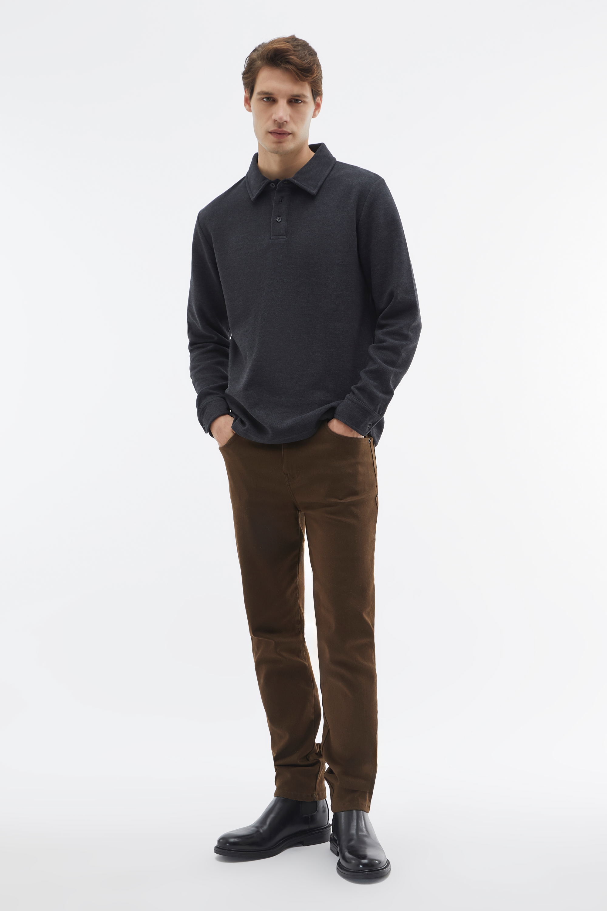 DÜĞMELİ POLO YAKA SWEATSHIRT