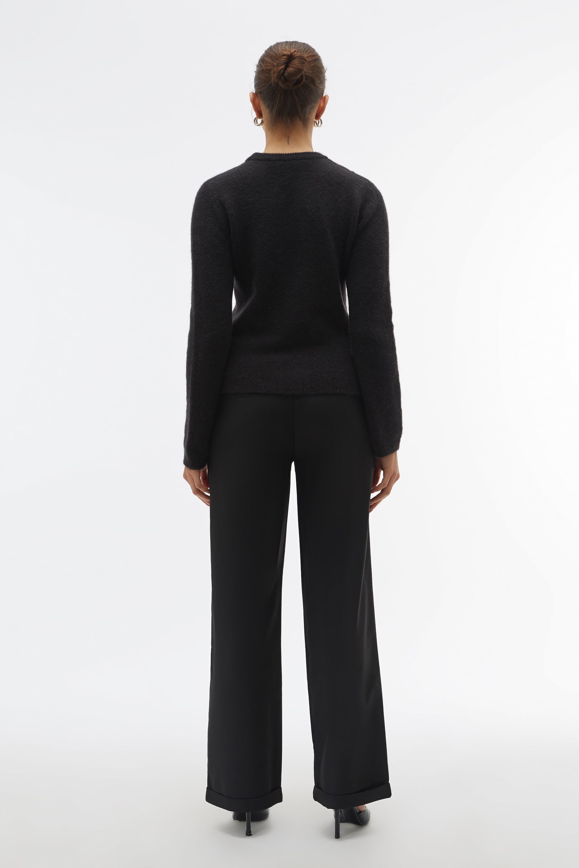 AÇIK OMUZ DETAYLI KAZAK