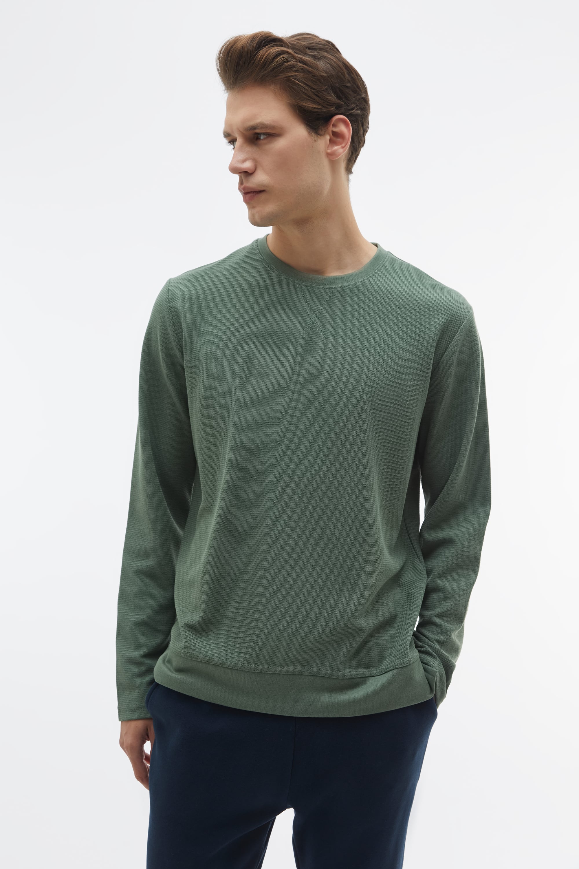 BİSİKLET YAKA UZUN KOLLU SWEATSHIRT