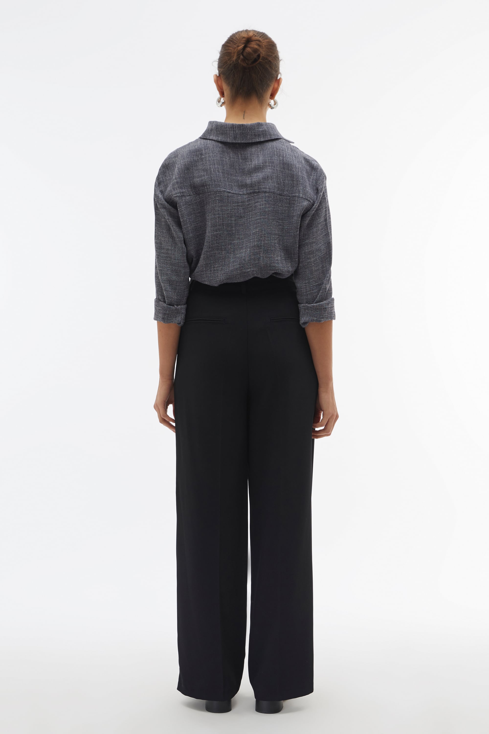 ARMÜRLÜ OVERSIZE UZUN KOLLU GÖMLEK