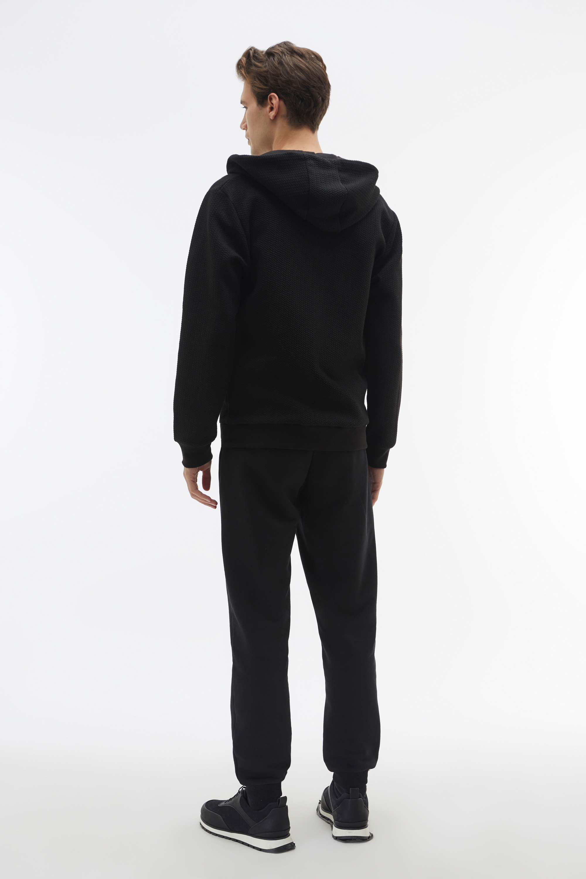 KAPÜŞONLU FERMUARLI SWEATSHIRT