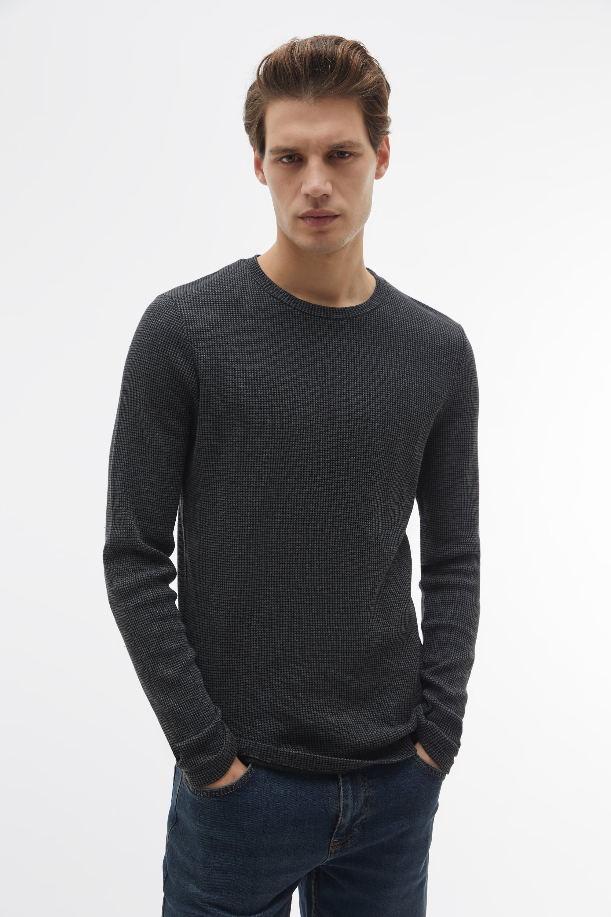 DOKULU BİSİKLET YAKA SWEATSHIRT