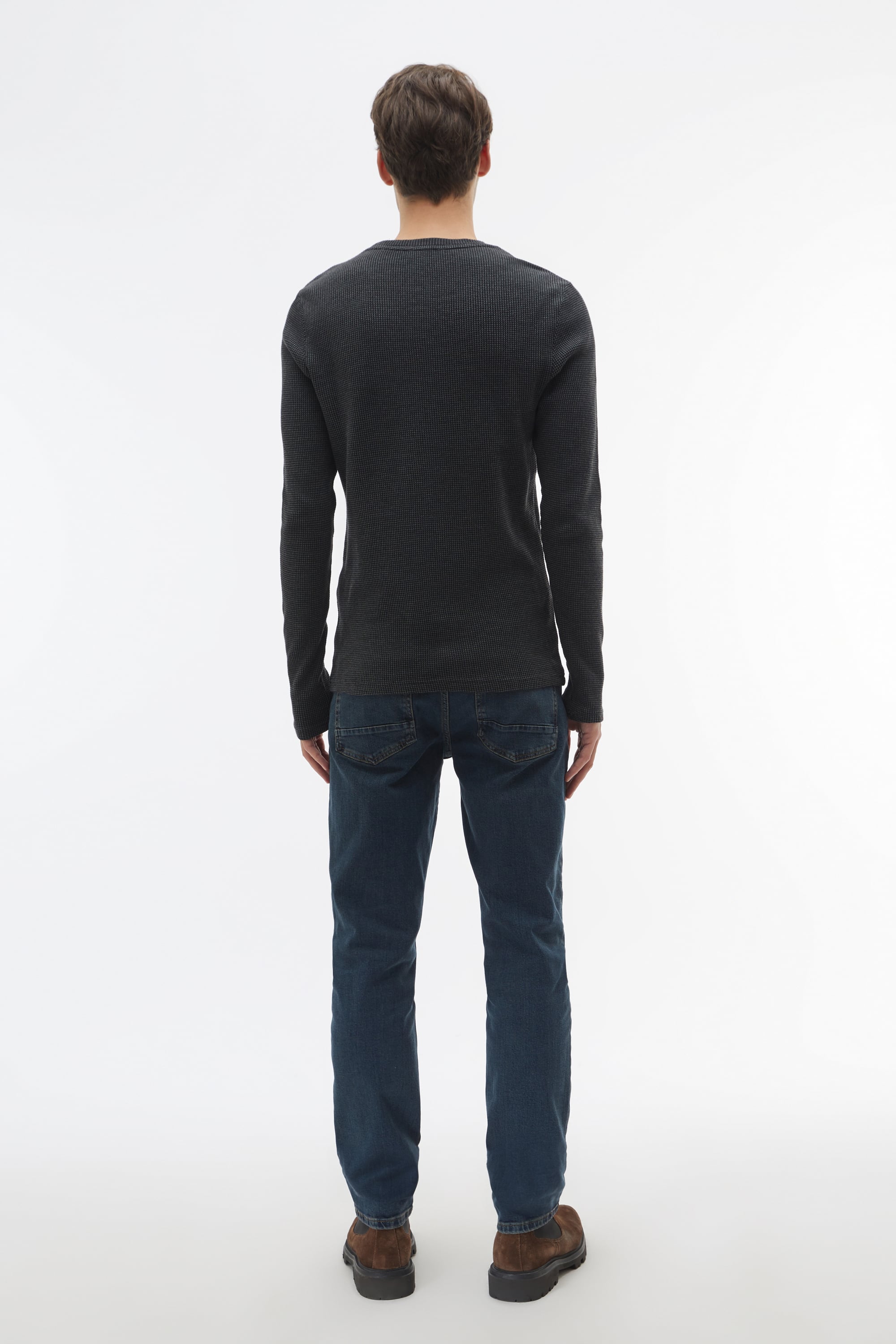 DOKULU BİSİKLET YAKA SWEATSHIRT