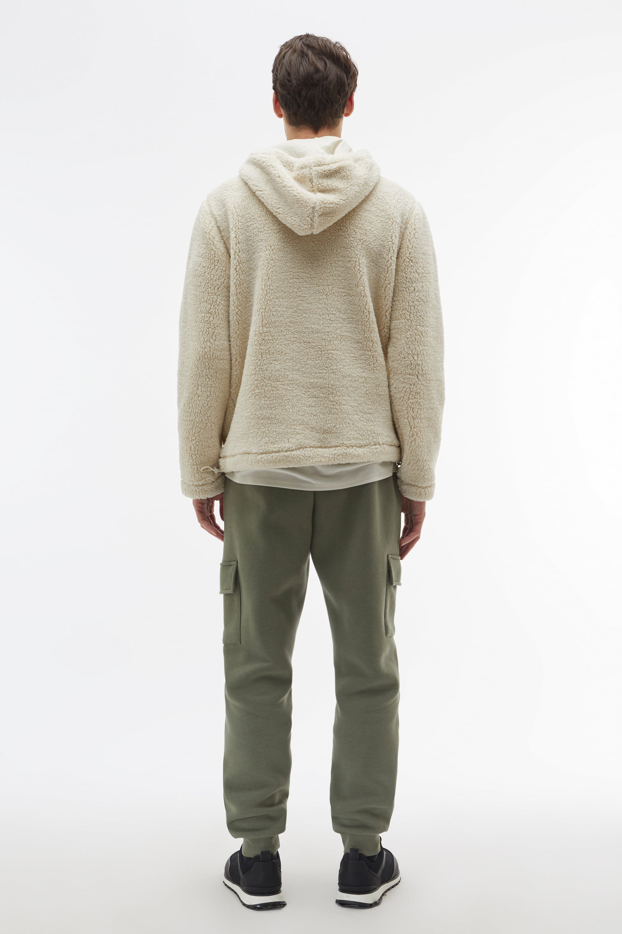 KAPÜŞONLU FERMUAR YAKA PELÜŞ SWEATSHIRT