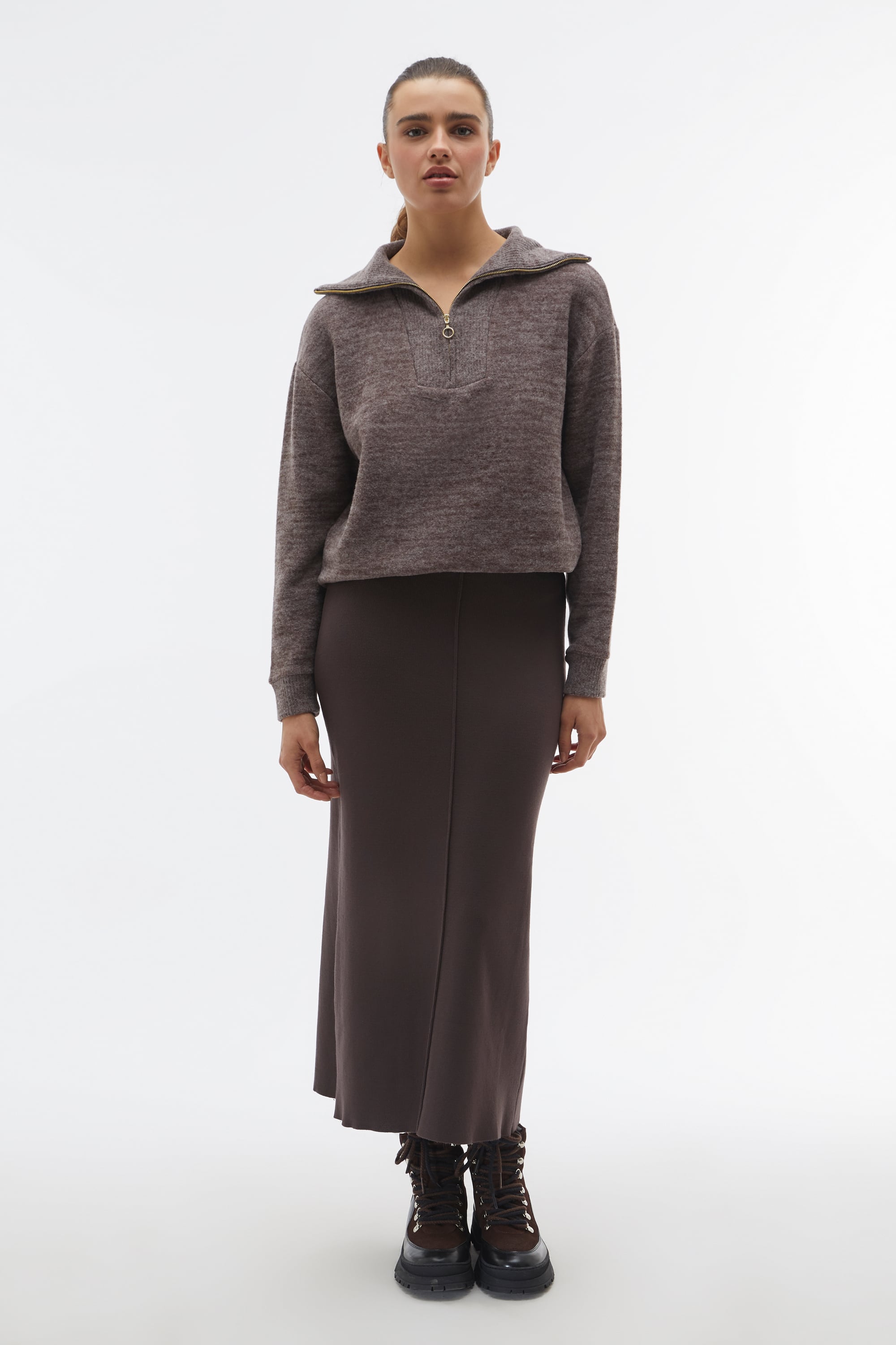 YIRTMAÇLI TRİKO MİDİ ETEK