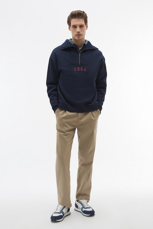  FERMUARLI YAKA NAKIŞLI SWEATSHIRT