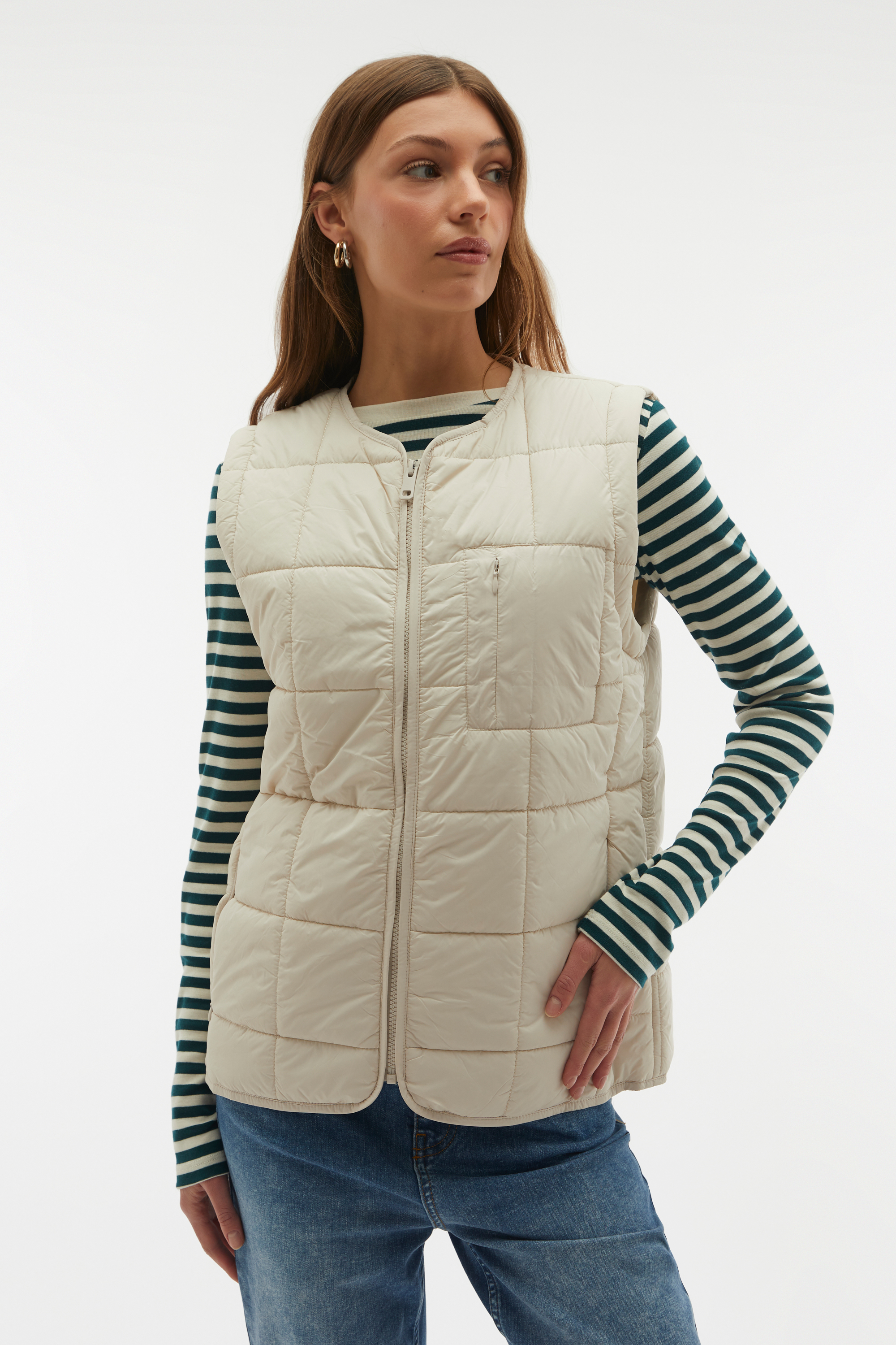 KAPİTONELİ CEPLİ YELEK