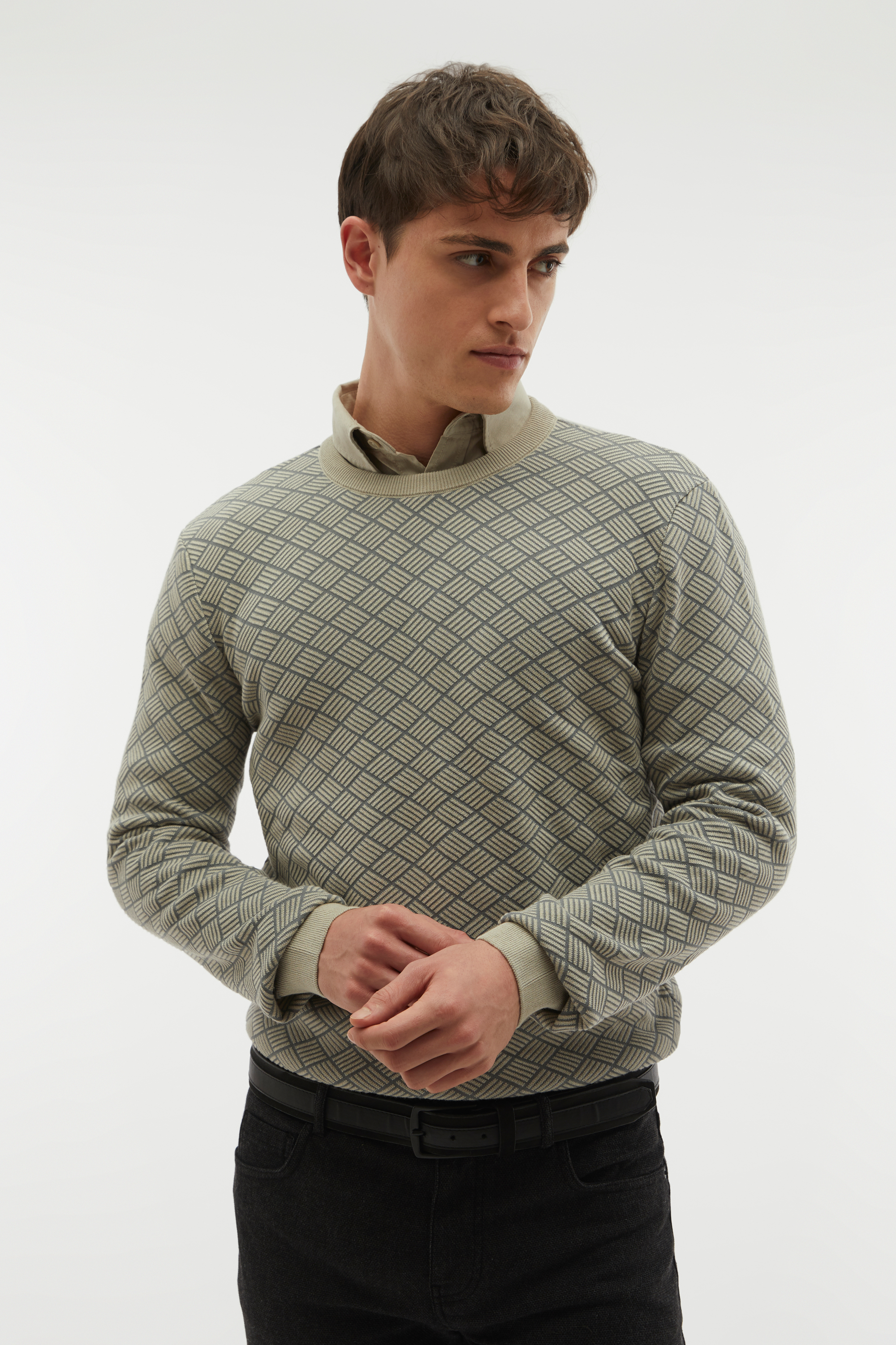 BİSİKLET YAKA JAKARLI UZUN KOLLU KAZAK