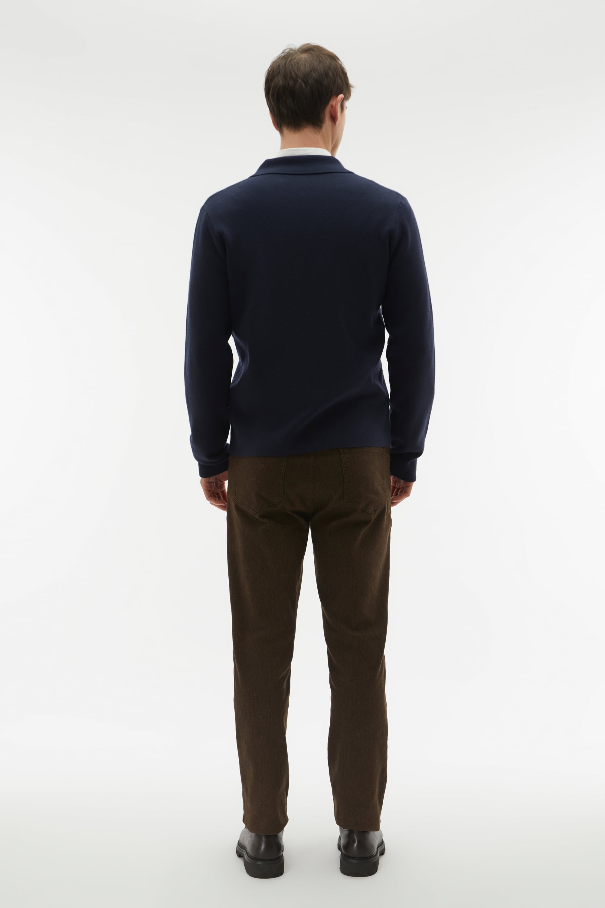 POLO YAKA CEPLİ FERMUARLI KAZAK