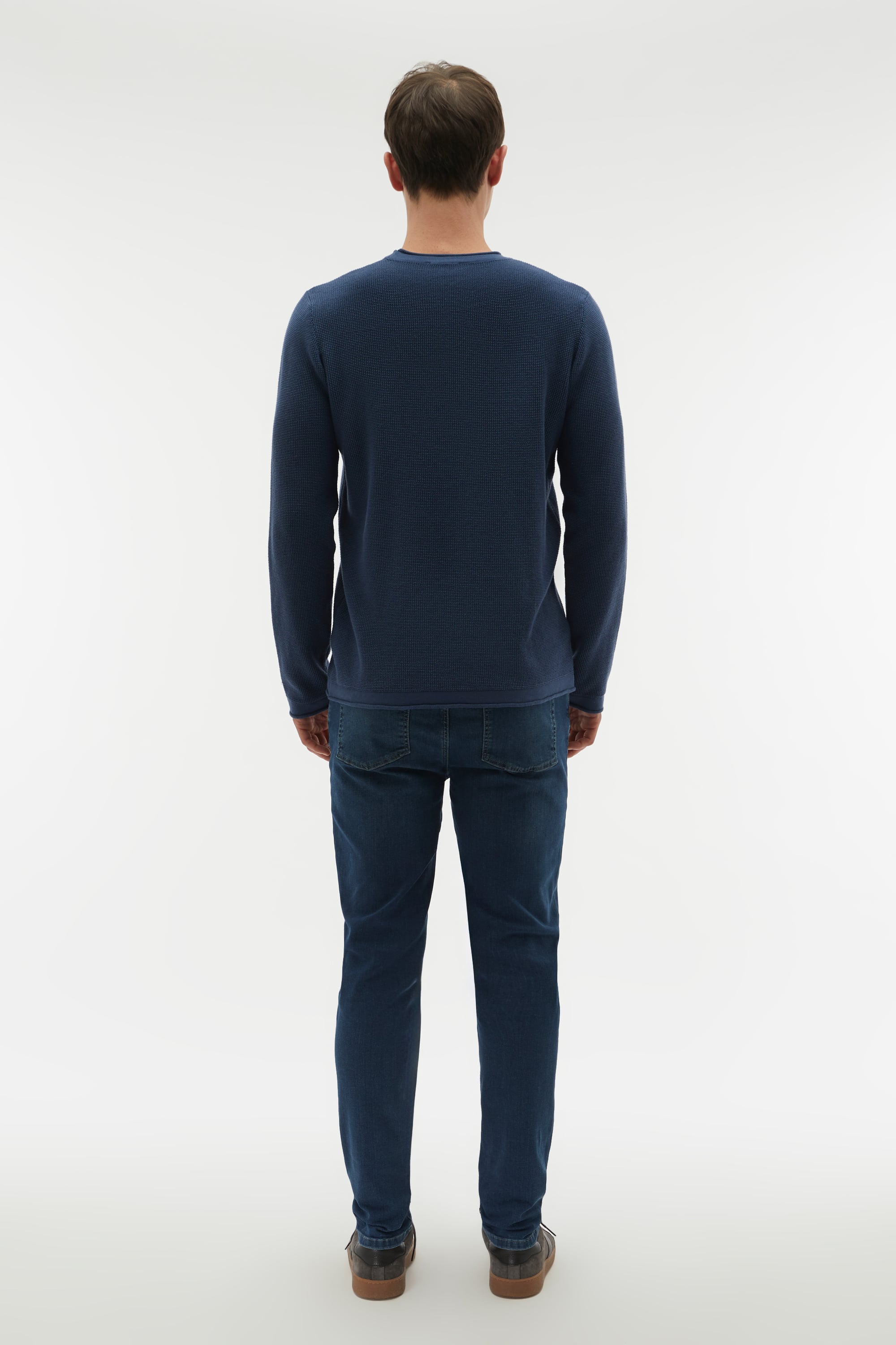 BİSİKLET YAKA TRİKO KAZAK