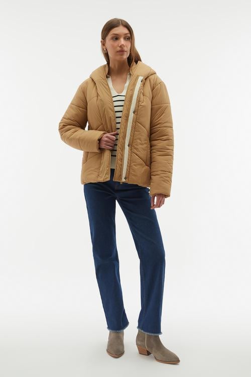 KAPİTONELİ ŞİŞME MONT